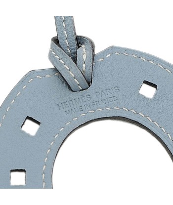 Hermes Paddock Charm Horseshoe Swift Blue Lin ouvre sa boutique