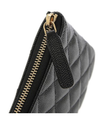 Chanel Caviar Leather PochettePouch Black Voir les baskets