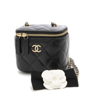 Chanel Matelasse Leather Pochette Black à prix réduit toute l'année